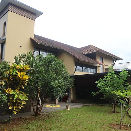 Homestay Namaha Meppadi Экстерьер фото